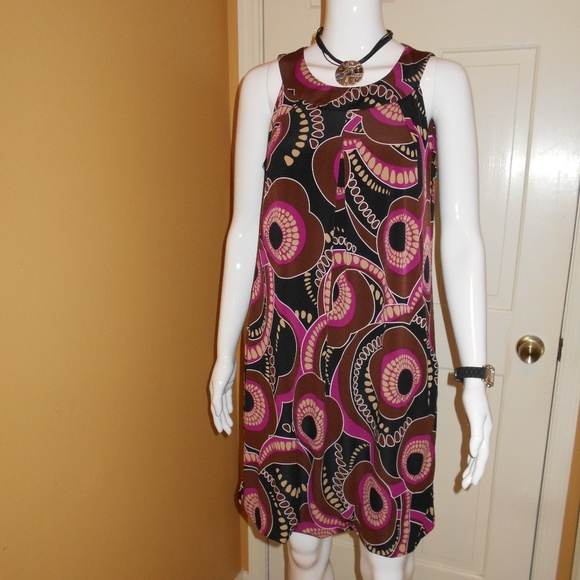 AGB Dresses & Skirts - AGB Dress size 8 Plum Brown and black